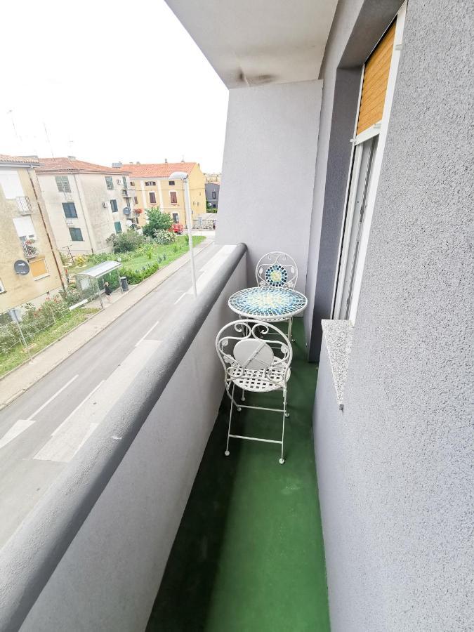Sea Star Apartment พูลา ภายนอก รูปภาพ